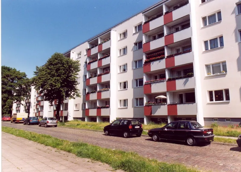 Kinderfreundliches Umfeld - Spielplatz, Kita, Kinderarzt — photo 1